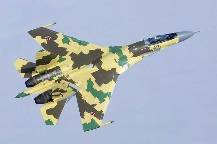 Máy bay chiến đấu đa năng thế hệ 4++ Su-35 của Nga
