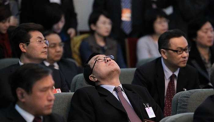 Vương Lập Quân trong cuộc họp Hội đồng nhân dân Trùng Khánh hôm 6/3/2011