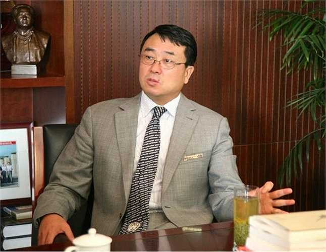 Vương Lập Quân trong văn phòng Giám đốc công an Trùng Khánh