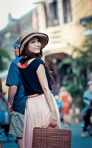 Vẻ đẹp trong sáng thu hút mọi ánh nhìn