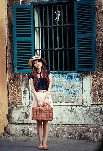 Tham gia vào khá nhiều cuộc thi sắc đẹp giành cho sinh viên, Tố Mỹ đã lọt vào top 10 cuộc thi Miss Ngôi sao và top 18 toàn quốc cuộc thi Miss Áo dài nữ sinh Việt Nam.