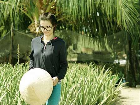 Đông Nhi với hình ảnh độc đáo, dễ thương.