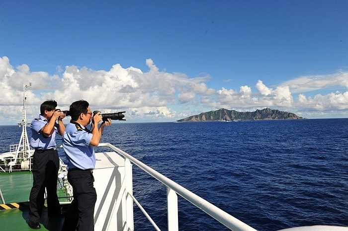 Thuyền viên trên tàu hải giám Trung Quốc