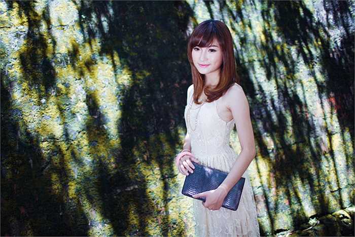 Vẻ đẹp của Á khôi ĐH Lao động Xã hội thu hút mọi ánh nhìn