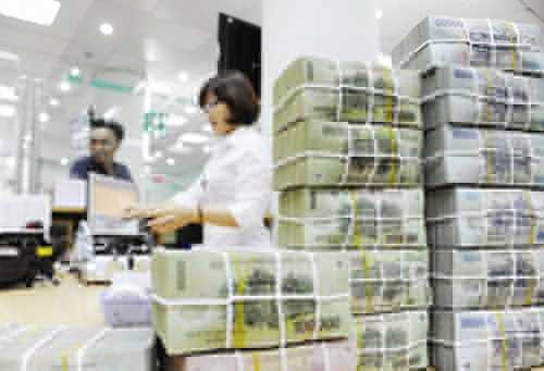 Dừng ký hợp đồng mới vay gói 30.000 tỷ đồng từ 31/3