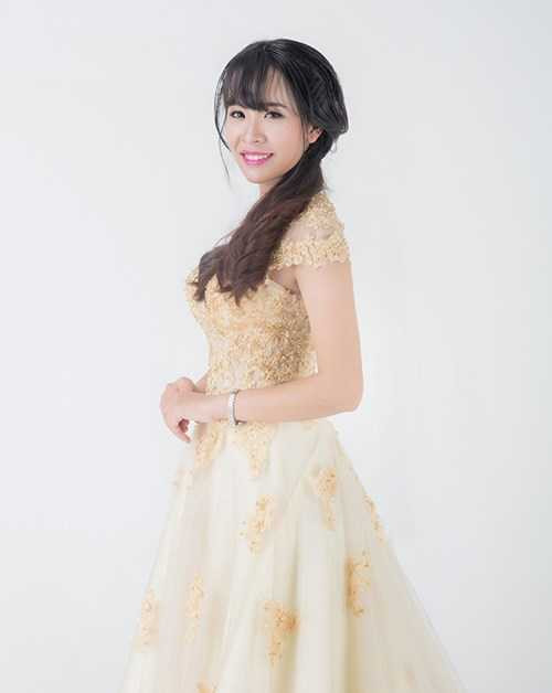 Những bóng hồng xinh đẹp, tài năng trường Nhân văn