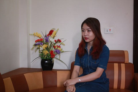 Chị Hoàng Thị Hồng Hạnh cho rằng, thẻ ATM ngân hàng VIB của chị đã bị hack...