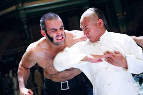 Lý Liên Kiệt vào vai Hoắc Nguyên Giáp trong bộ phim cùng tên