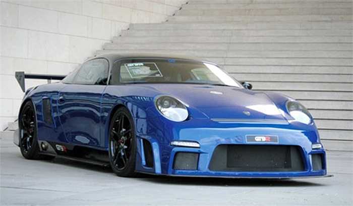 Nguyên mẫu dựa trên Porsche 911, 9ff là gói độ đặc biệt cho mẫu siêu xe của Đức. 9ff GT9-R trang bị động cơ 4 lít boxer twin-turbo 6 xi-lanh cho công suất 1.120 mã lực. Thân xe được làm lại với động cơ đặt giữa thay vì đặt phía sau như nguyên bản. Tổng cộng cơ 20 chiếc GT9-R được sản xuất.