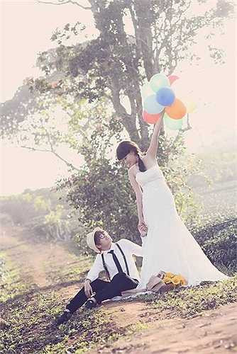 Bộ ảnh cưới dễ thương của cặp đôi này được thực hiện ở Đà Lạt. 