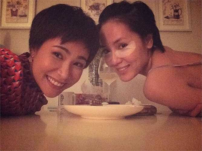 Trà Ngọc Hằng rạng rỡ.