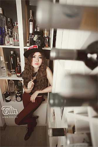 Cô bạn cũng chia sẻ rằng: Mình không có ý định tham gia vào showbiz mà chỉ muốn làm công việc đúng với sở thích và khả năng của mình mà thôi.