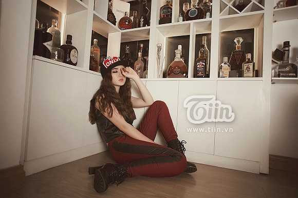 Cùng ngắm Ribi Sachi 'lột xác' với phong cách bụi bặm nhưng vẫn vô cùng tinh nghịch và đáng yêu.