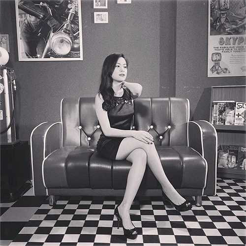 Elly Trần quyến rũ.