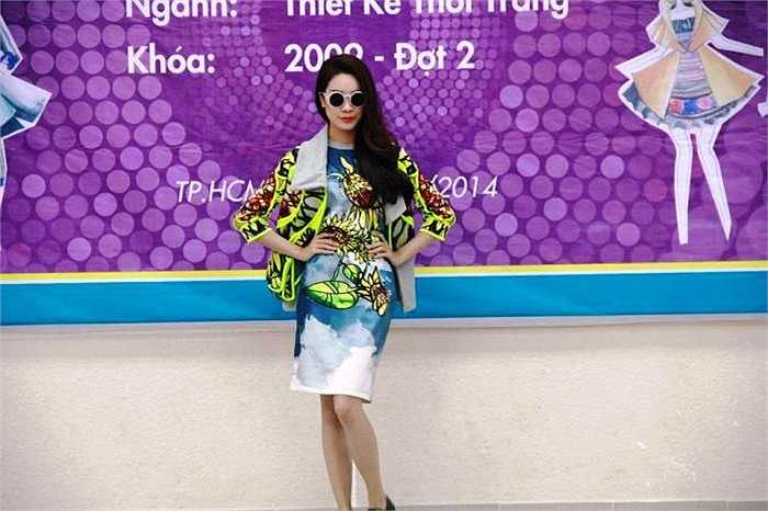 Các ý kiến đánh giá, góp ý nhìn chung tập trung vào mặt ý tưởng, kỹ thuật may, cách chọn chất liệu, khâu lựa chọn màu và quá trình thực hiện