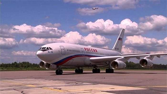 Chuyên cơ của Tổng thống Nga là Ilyushin Il-96.