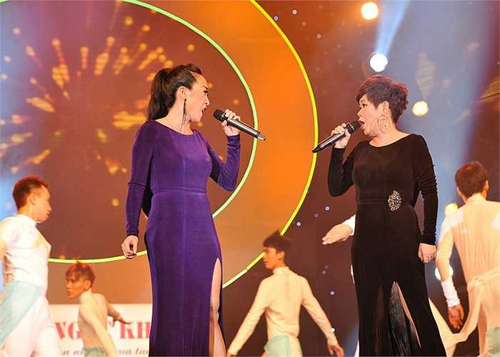 Lần đầu tiên xuất hiện trên sân khấu ca nhạc Việt Nam là phần biểu diễn Opera dance vô cùng hoành tráng. Đó là sự kết hợp độc đáo giữa hai giọng ca opera Ngọc Tuyền - Triệu Yên .