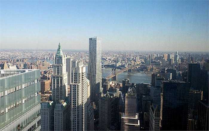 Freedom Tower nằm trong khu tài chính lớn nhất của Mỹ: phố Wall, những ngân hàng và các cơ sở tài chính của Mỹ và thế giới đều ở đây