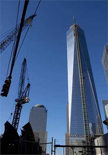 Trên 'đống gạch vụn' của tòa tháp đôi World Trade Center, người Mỹ đang ráo riết xây dựng trở lại một khu cao ốc mang tên Tháp Tự Do.