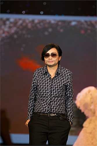 Mọi người đều hết sức thích thú với tạo hình của Phương Thanh với vai trò người mẫu.