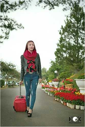 Gần đây nhất, hot girl bánh tráng trộn đã có những bức hình đáng yêu chào xuân. 