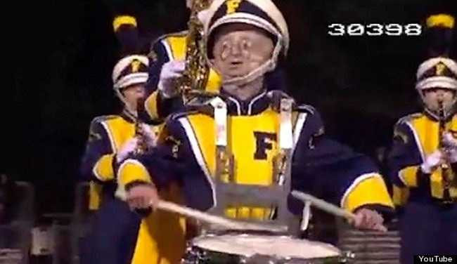 Chàng trai này còn được biết đến là người truyền động lực cho hàng triệu người.