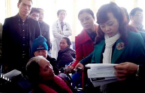 Bộ trưởng Y tế, Nguyễn Thị Kim Tiến, thái độ bác sỹ, bệnh nhân, BV Bạch Mai Bộ trưởng Y tế, Nguyễn Thị Kim Tiến, thái độ bác sỹ, bệnh nhân, BV Bạch Mai