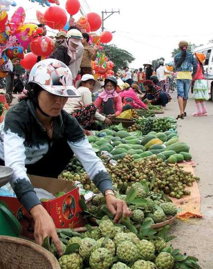 Li kì phiên chợ duy nhất trong năm, họp ngày mùng Một Tết 2