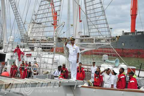 chiến hạm, tàu khu trục, hải quân, Ấn Độ, Hoa Kỳ, Đà Nẵng, tàu chiến