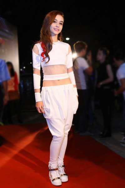 Ngắm sao Việt hở bạo đầu năm