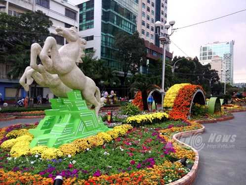 Đường hoa tết Nguyên Đán 2015 tại TP.HCM sẽ không tổ chức ở đường Nguyễn Huệ như thường lệ.