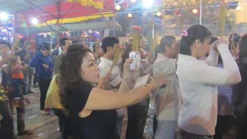 chùa Bà, lễ hội, phóng sinh.