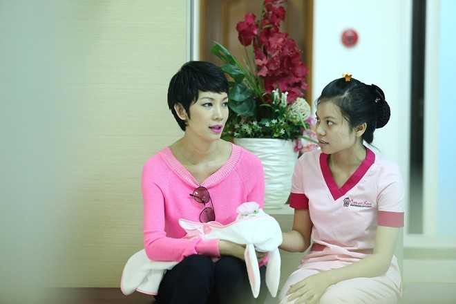 Xuân Lan lần đầu tiên khoe con gái trước công chúng