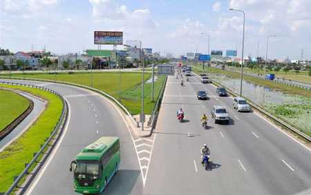 Đường bộ là lĩnh vực giao thông đặc biệt quan trọng góp phần thúc đẩy kinh tế <a href='https://vtcnews.vn/xa-hoi.2.0.html' >xã hội</a> phát triển. Tổng cục trưởng TCĐB cần phải là người có tầm nhìn xa trong lĩnh vực này