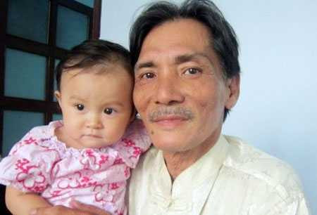 Thương Tín, vàng son, cô đơn, vinh quang