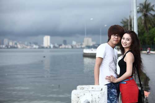 Sao Việt vừa chia tay “cặp kè” ngay tình mới