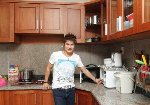 Thăm căn hộ bạc tỷ của “vua nhạc sàn” - 7