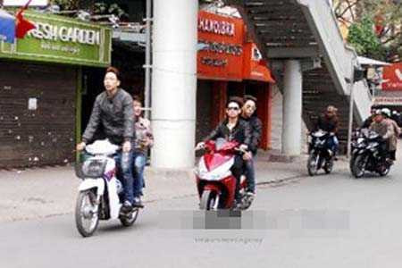 Phó Thủ tướng; Nguyễn Xuân Phúc; Nguyễn Hoàng Hiệp Phó Thủ tướng; Nguyễn Xuân Phúc; Nguyễn Hoàng Hiệp