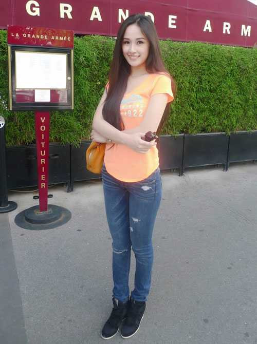 Mai Phương Thúy hút ánh nhìn trên phố - 15