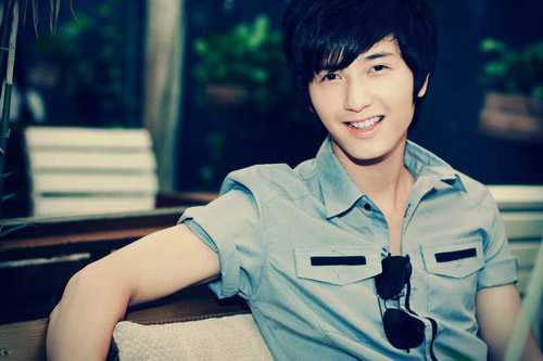 Độc đáo 3 'bản sao' thế giới giữa VBiz - 6