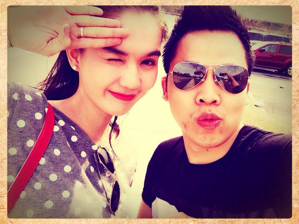 Ngọc Trinh diện croptop khoe eo thon sexy tại Mỹ