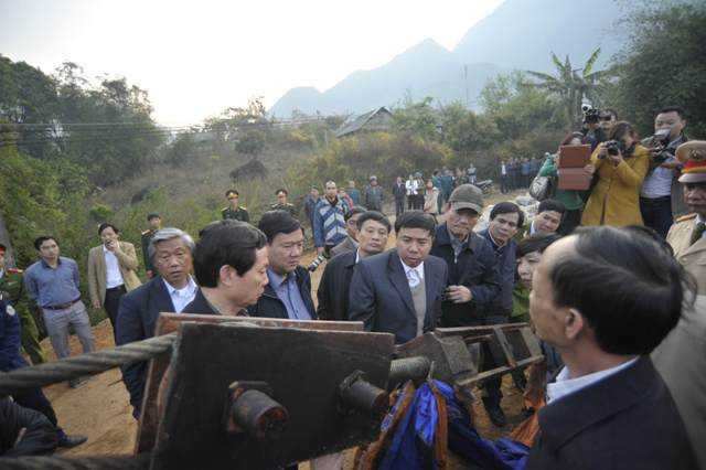 Đinh La Thăng, sập cầu, cầu treo, Lai Châu, thương vong