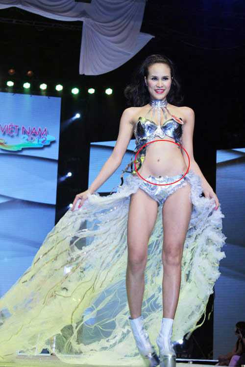 Làm gì để 'hot' như Hoàng Thùy, Huyền Trang? - 1