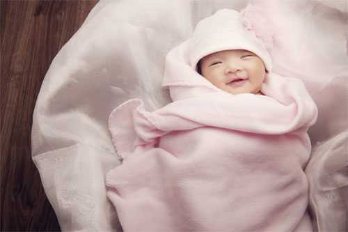 Lộ diện các nhóc tỳ hot nhất showbiz - 4