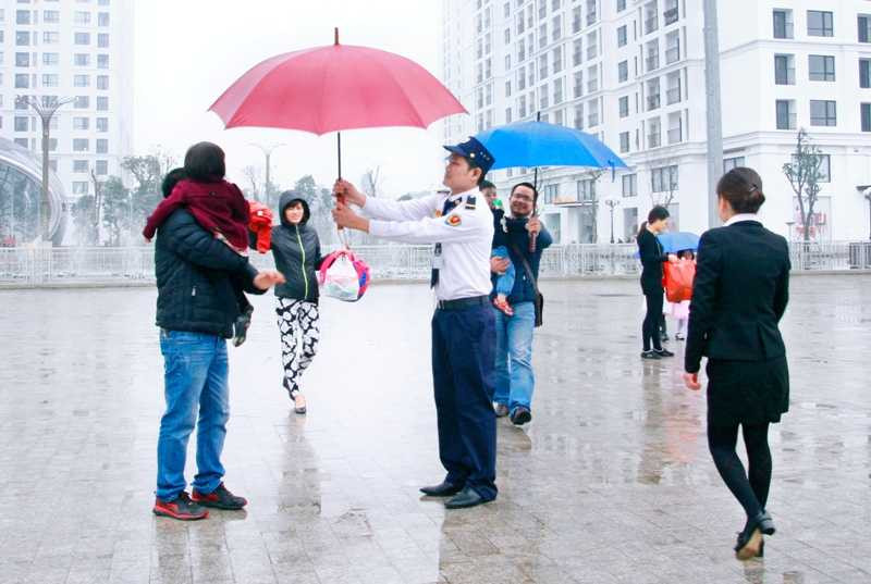 Khách hàng được chăm sóc đặc biệt tại Vincom Mega Mall Times City