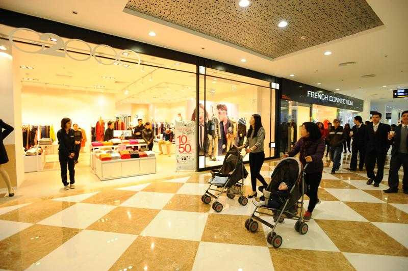 Khách hàng được chăm sóc đặc biệt tại Vincom Mega Mall Times City
