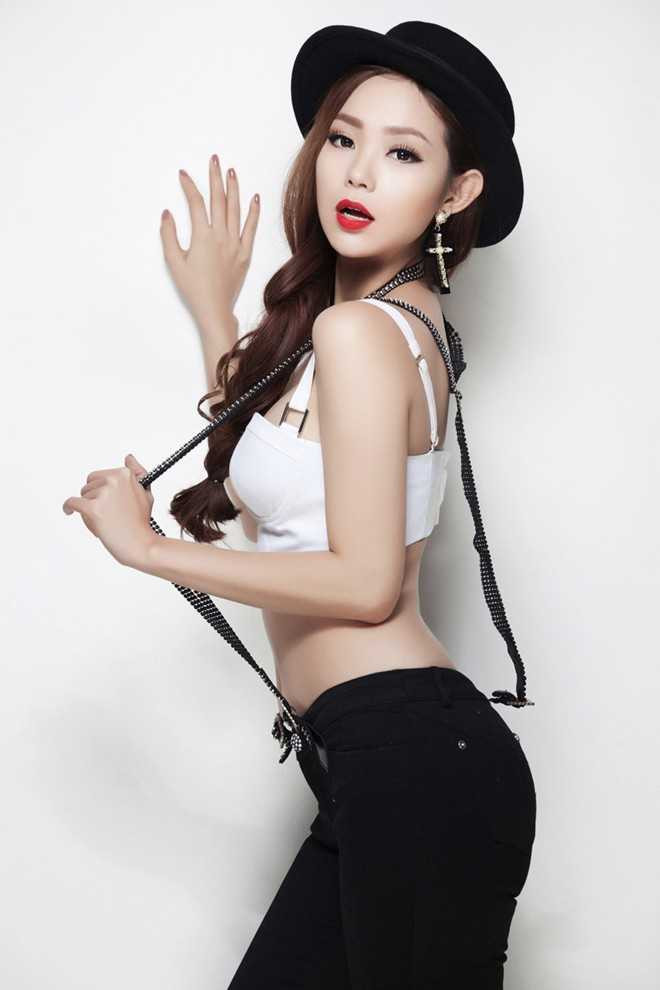 Minh Hằng: 'Không đi bar, ra khỏi nhà lúc 10h tối' - 4