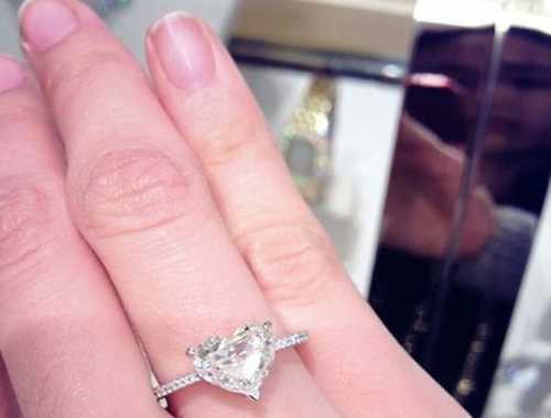 Những ông chồng 'trên trời rơi bộp xuống' của mỹ nhân Việt | Hoa hậu diễm hương,diễm hương có chồng,hồ ngọc hà,lý nhã kỳ,vương thu phương