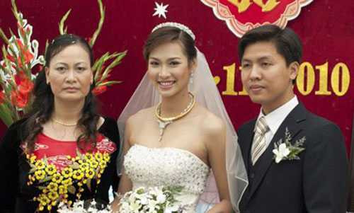 Những ông chồng 'trên trời rơi bộp xuống' của mỹ nhân Việt | Hoa hậu diễm hương,diễm hương có chồng,hồ ngọc hà,lý nhã kỳ,vương thu phương