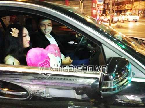 Phi Thanh Vân được hot boy hôn đắm đuối và chở đi hát bằng xế Mer | Phi Thanh Vân,Anthony Trần,Phi Thanh Vân được hot boy hôn đắm đuối và chở đi hát bằng xế Mer